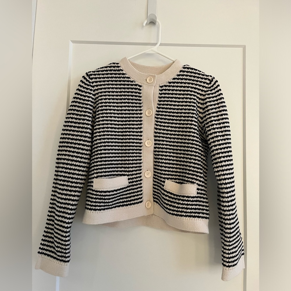 Uniqlo knitted short jacket cardigan